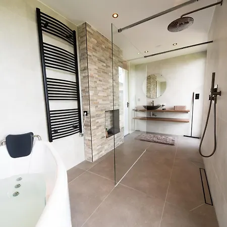 In Zevenhuizen With Sauna, Cleaning Included *