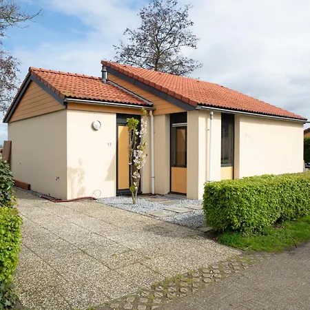 Holiday home In Zevenhuizen With Sauna, Cleaning Included *